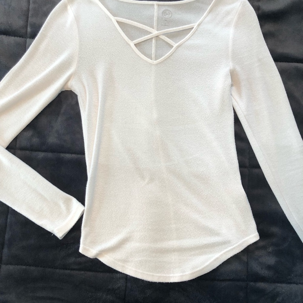 Authentic American Heritage white long sleeve top